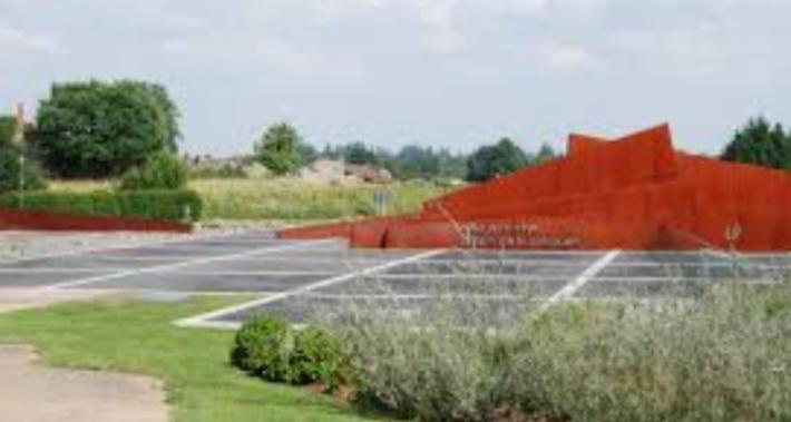 Bed and Breakfast La Roulotte Des Trois Arbres Oradour-sur-Glane Esterno foto